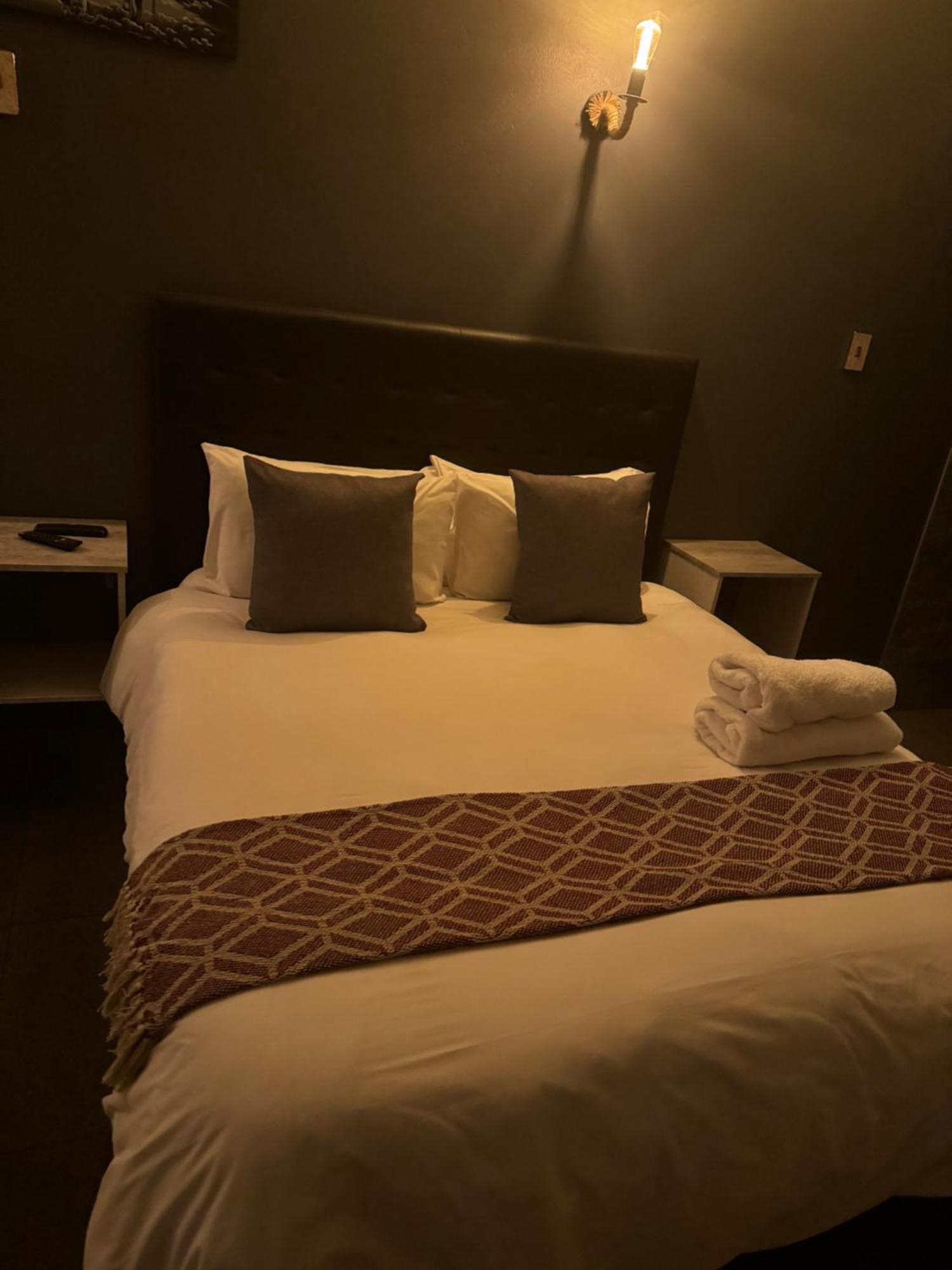Kv Luxury Guest House Johannesburg Exterior foto